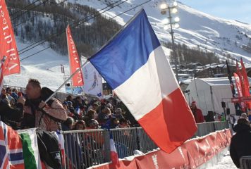 En bleu, blanc et ROUGE