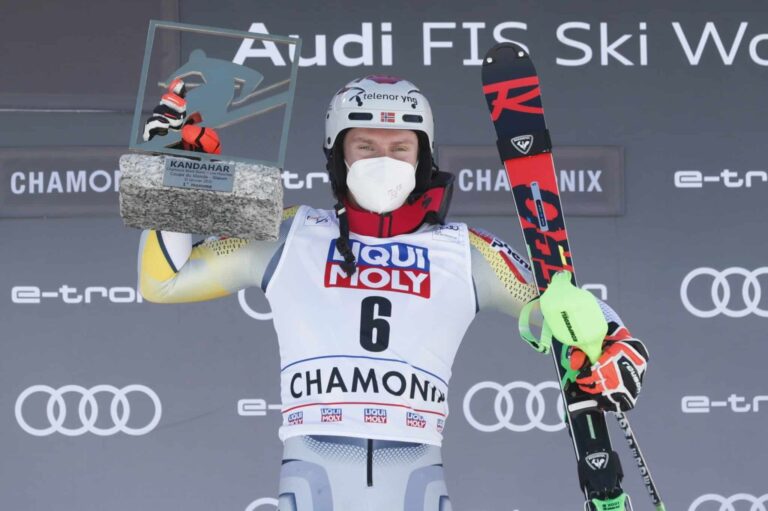 Henrik Kristoffersen renoue avec la victoire