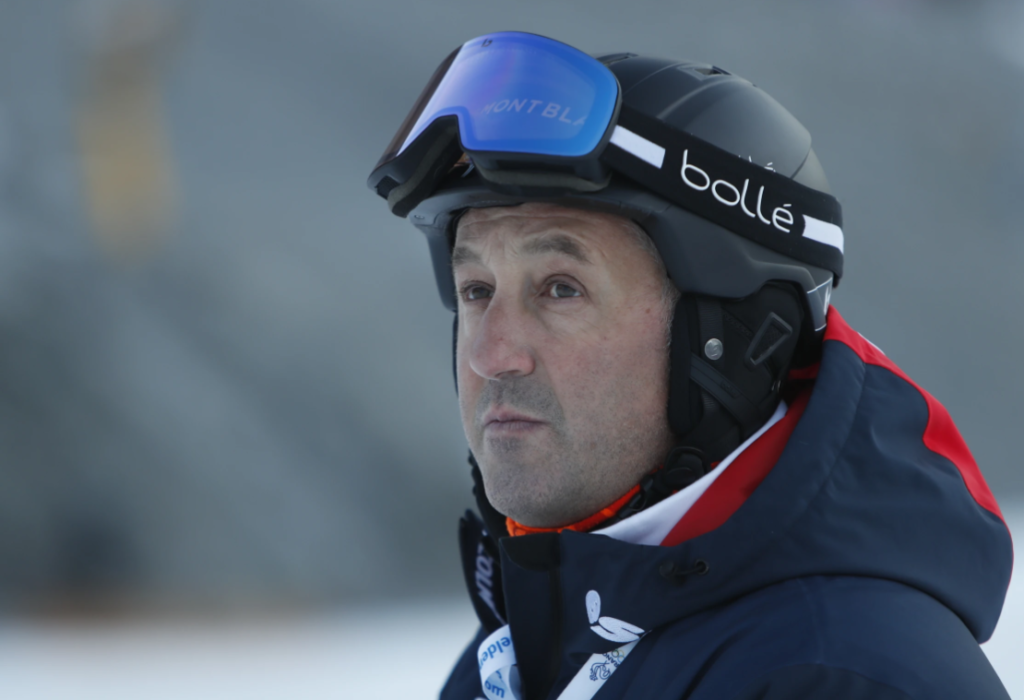Alberto Senigagliesi en piste vers la FIS