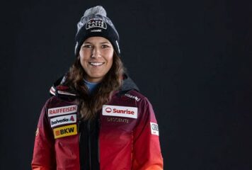 Wendy Holdener se blesse à la cheville gauche
