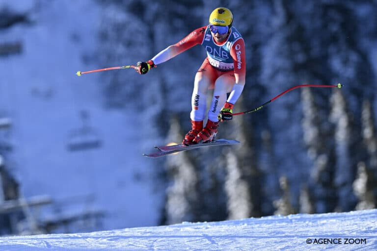 Niels Hintermann remporte la descente de Kvitfjell