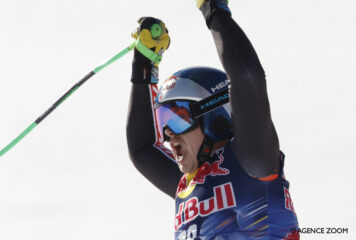 Kitzbühel : James Crawford s’impose en descente et surprend l’escadrille Suisse