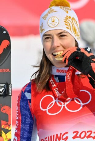 Petra Vlhová de retour sur les pistes après une longue convalescence
