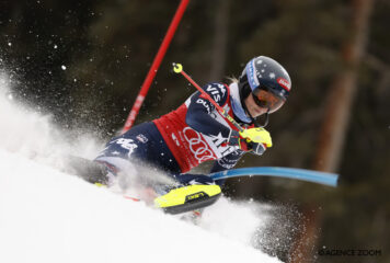 Copper Mountain : Shiffrin remporte le slalom et McFarlane la deuxième manche