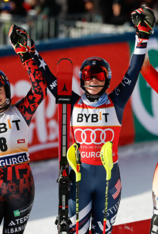 Shiffrin domine le slalom de Gurgl de bout en bout
