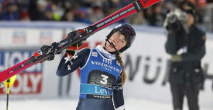 Ski alpin : le génie skié de Shiffrin à Levi