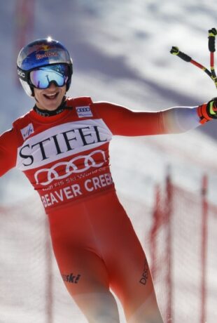 Descente de Beaver Creek : Marco Odermatt s’impose en patron, Cochran-Siegle retrouve la lumière