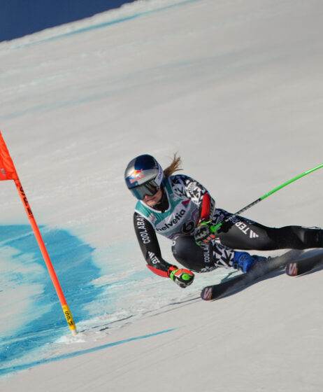 Alice Robinson remporte le Super-G de St-Moritz, Romane Miradoli deuxième