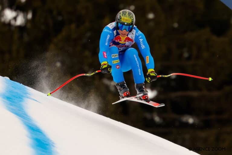Giovanni Franzoni en pleine descente sur la Streif à Kitzbühel