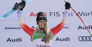 Corinne Suter remporte la descente de Soldeu