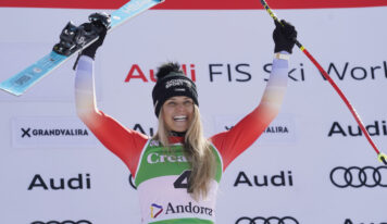 Corinne Suter remporte la descente de Soldeu