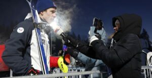 « Derrière le micro » avec Léna Marjak