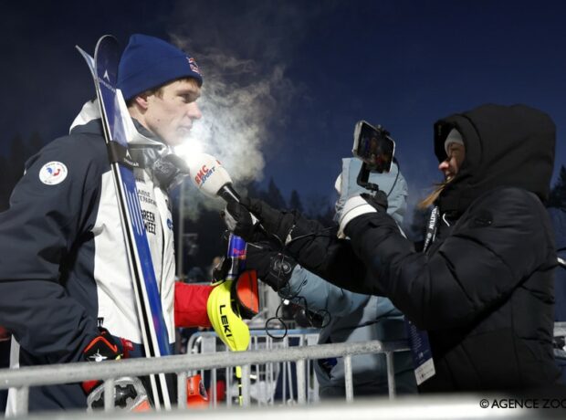 « Derrière le micro » avec Léna Marjak