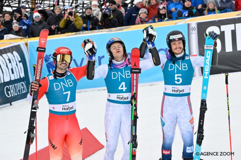Lucas Pinheiro Braathen sur le podium du globe du géant à Hafjell