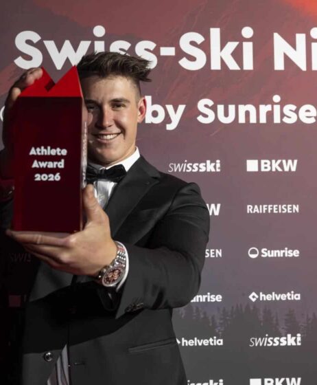 Franjo von Allmen sacré athlète suisse de l’année lors de la Swiss-Ski Night